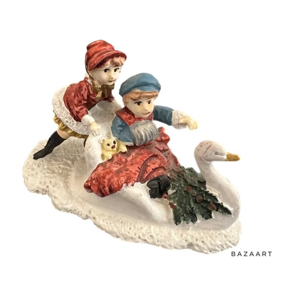 Victorian Christmas Village Mervyn's Heritage Square Children On A Sleigh - Picture 1 of 2